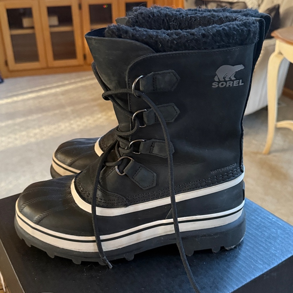 Men’s Sorel Black and dark stone Caribou WP boots
